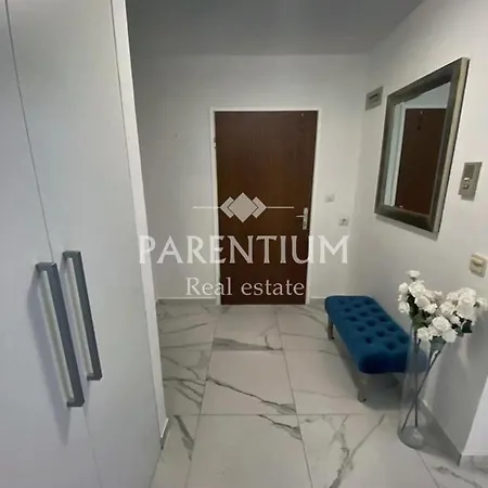 Ronaldo Appartement *